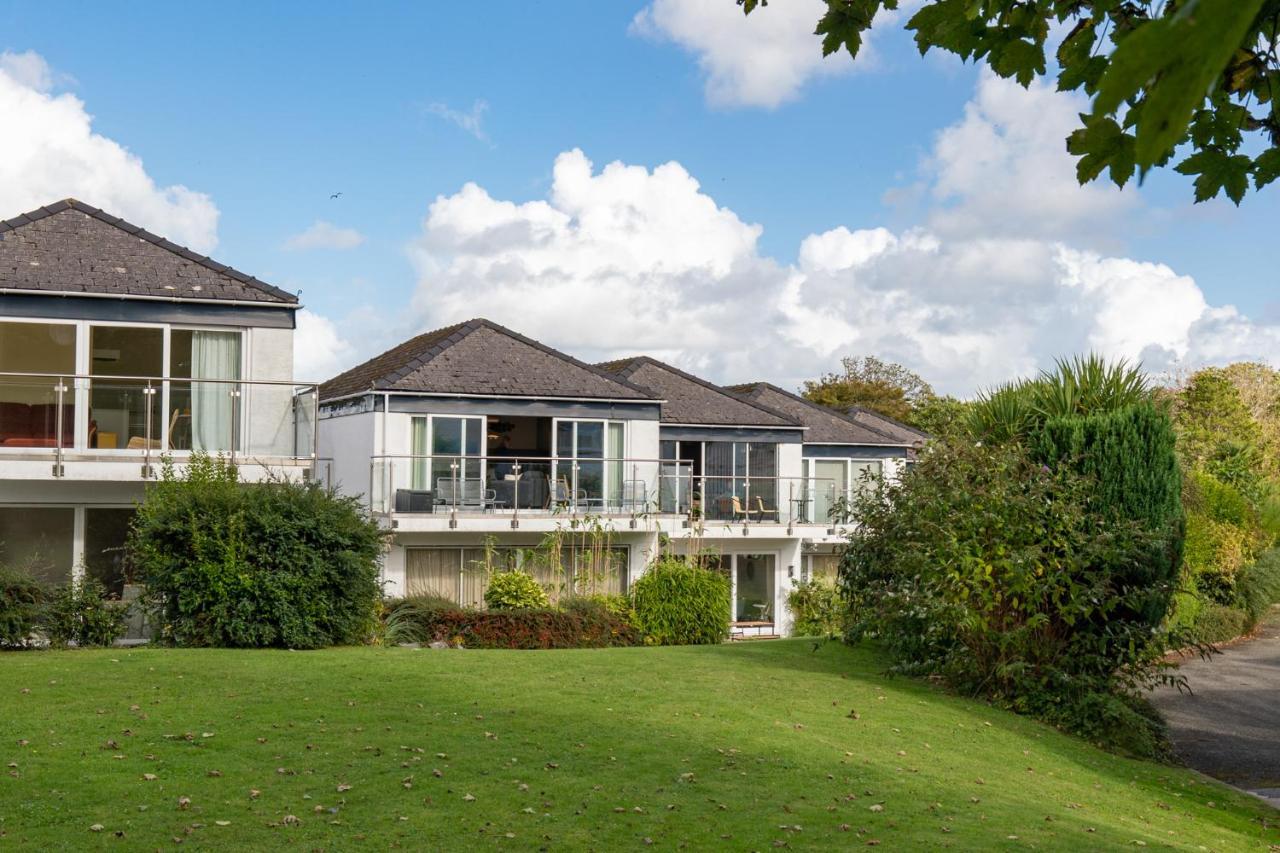 25 Coedrath Park - Sea Views From Balcony, Short Walk To Beach, Parking Saundersfoot Buitenkant foto